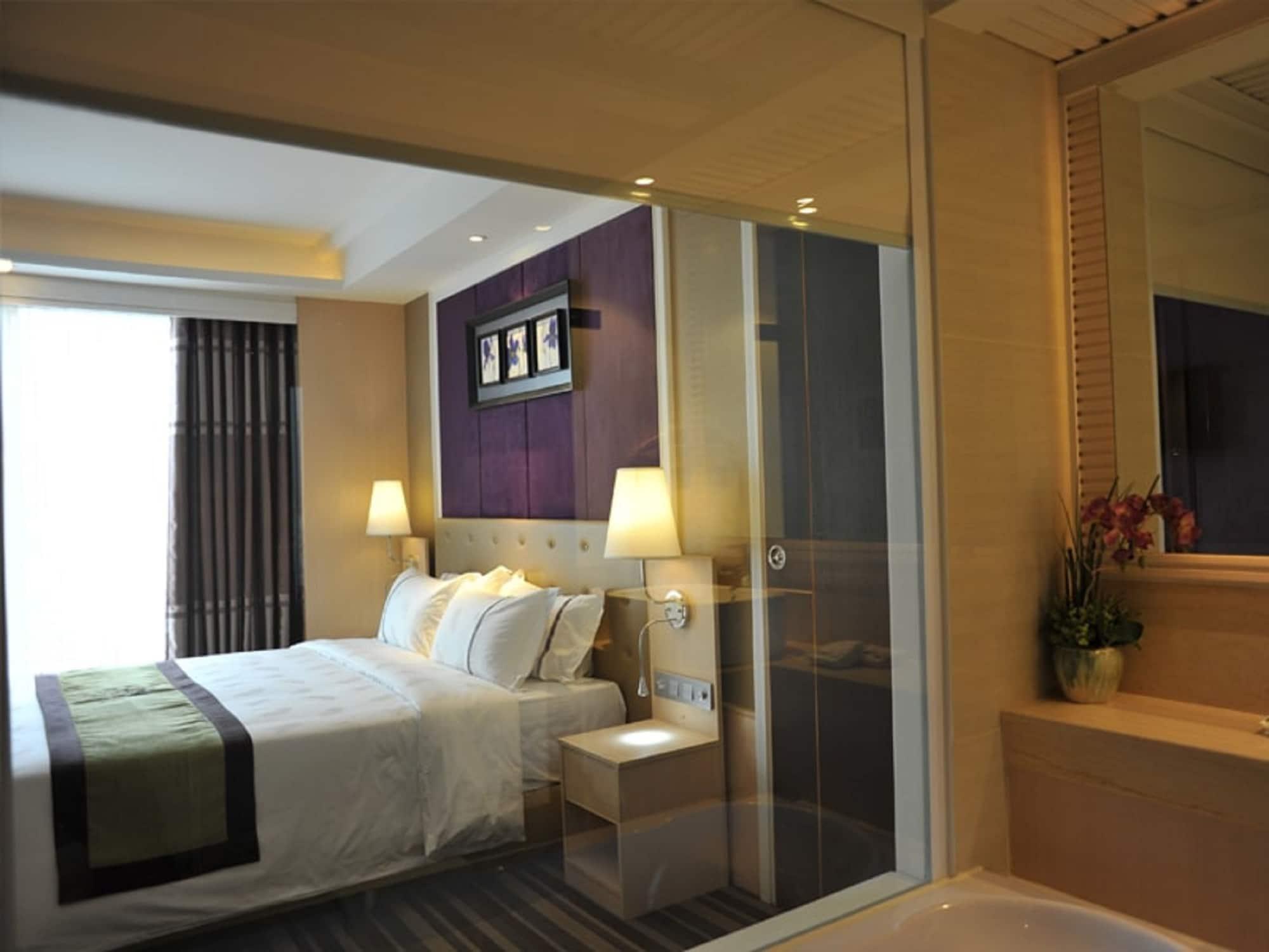 The Bazaar Hotel Bangkok Extérieur photo